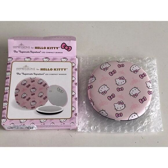 Impressions Hello Kitty  Supercute Signature Compact 3X LED Compact Mirror NEW - Picture 1 of 10